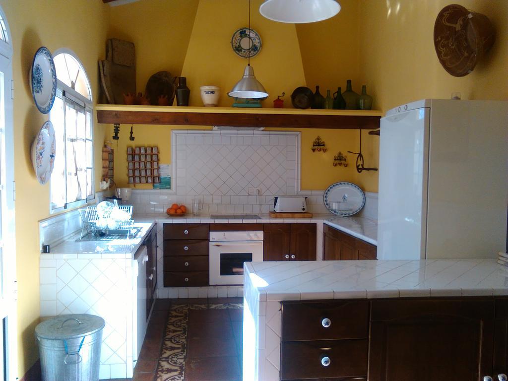 Casa Rural Valdevilano La Roca de la Sierra Екстериор снимка