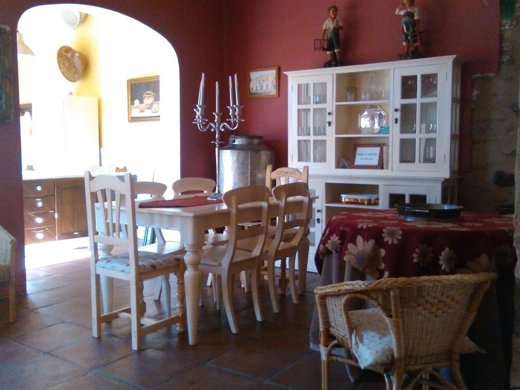 Casa Rural Valdevilano La Roca de la Sierra Екстериор снимка